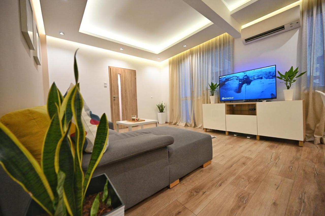 Modern Central 2-Bedroom Apartment With Parking Варна Экстерьер фото